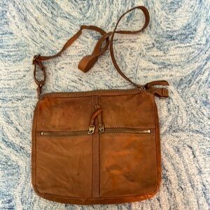 Vintage Fossil leather tan Crossbody satchel purse